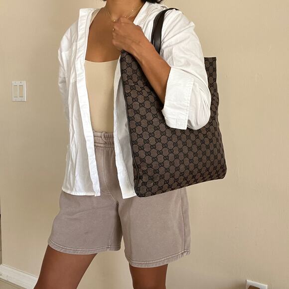 GUCCI GG Supreme Dark Brown Canvas and Leather Tote - Picture 13 of 16